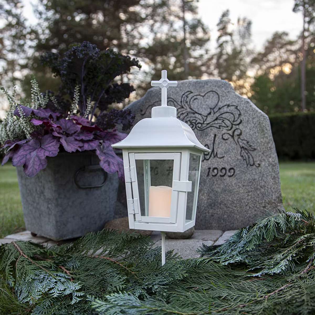 Gravljus i LED - Gravlykta Star Trading Serene 46 cm