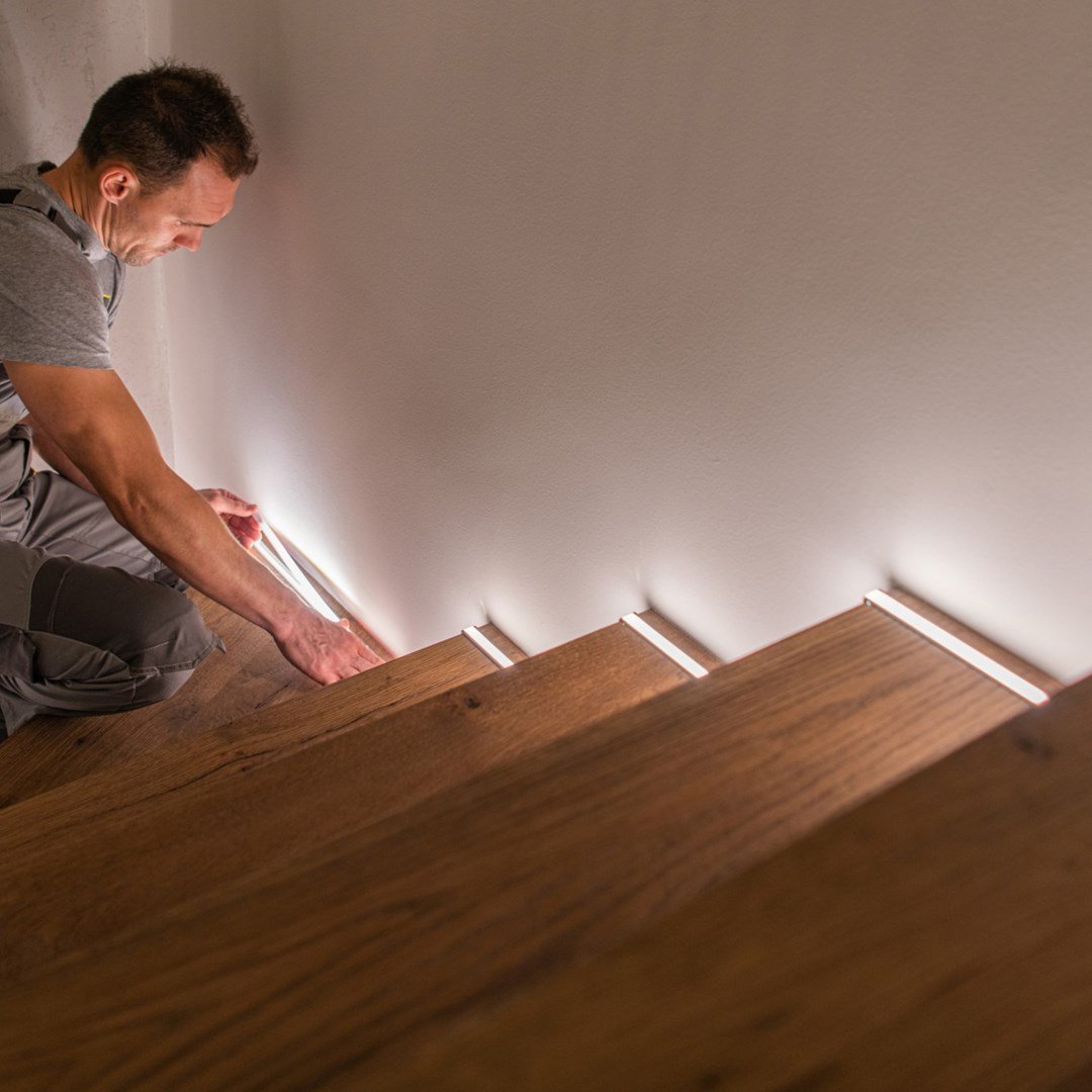 i trappa – 3 bra sätt att jobba med trappbelysning inomhus - Bygghemma.se