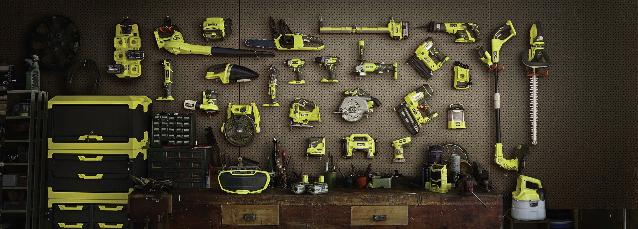 Ryobi - borrmaskiner, elverktyg och trädgårdsmaskiner
