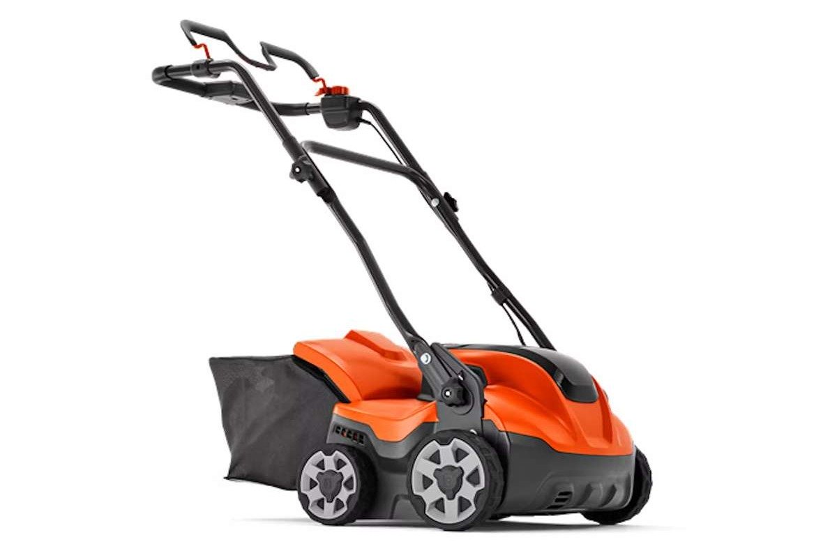 Lufta gräsmattan - vertikalskarare-husqvarna-s138i-utan-batteri