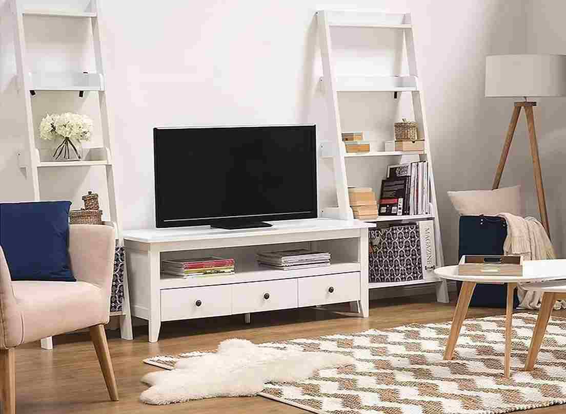 TV-vägg inspiration - tv-bank-in-living-berkeley